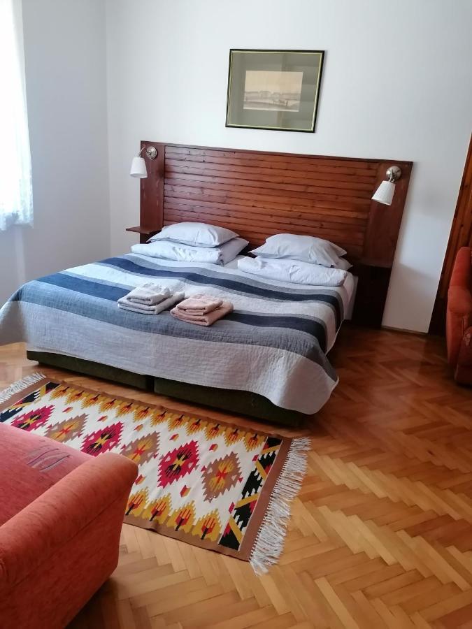 Appartamento Szatmari Apartman Miskolc Esterno foto